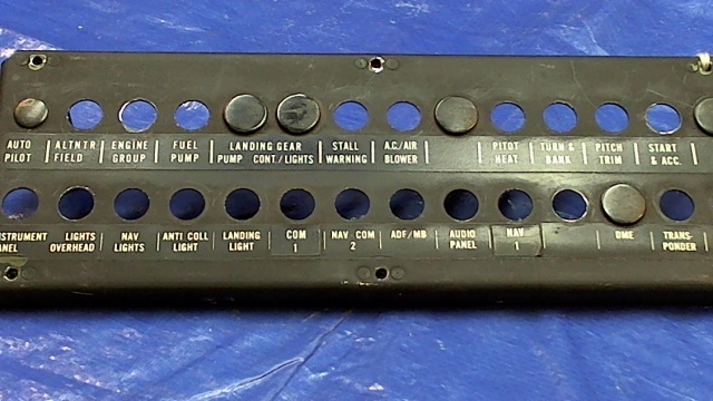 Piper 35209-00 PANEL - Circuit breaker